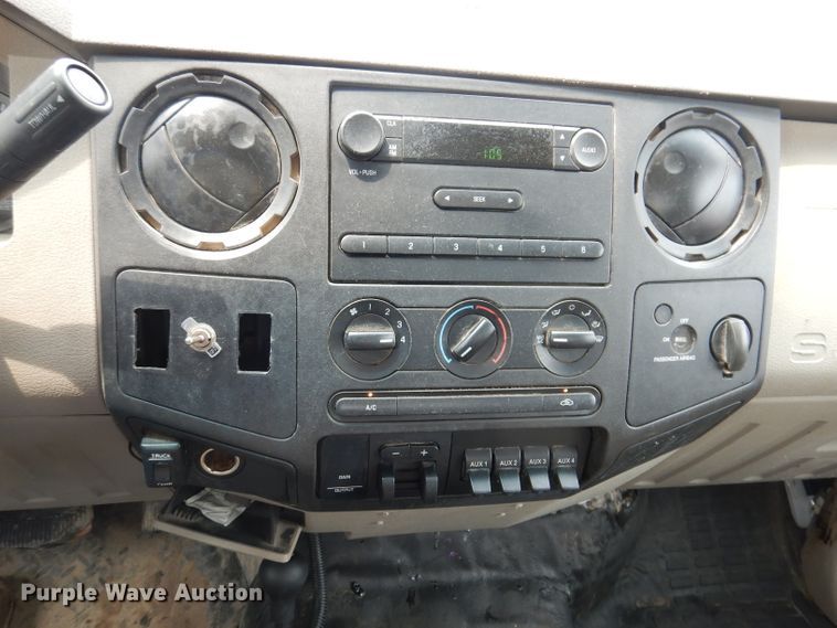 image for item IN9779 2008 Ford F550 Super Duty XL  dump flatbed truck