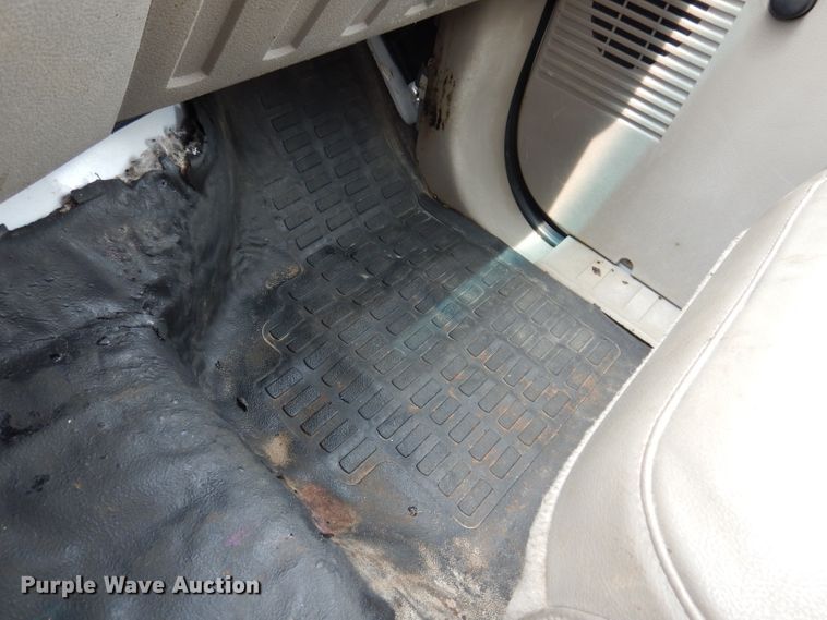 image for item IN9779 2008 Ford F550 Super Duty XL  dump flatbed truck