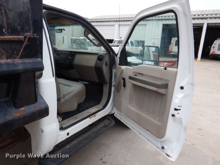 image for item IN9779 2008 Ford F550 Super Duty XL  dump flatbed truck