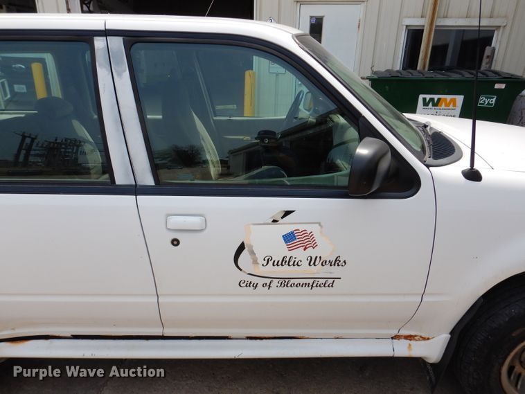 image for item IN9780 1998 Ford Explorer  SUV