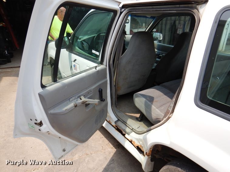 image for item IN9780 1998 Ford Explorer  SUV