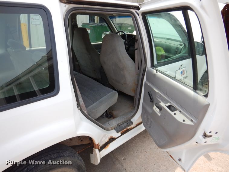 image for item IN9780 1998 Ford Explorer  SUV