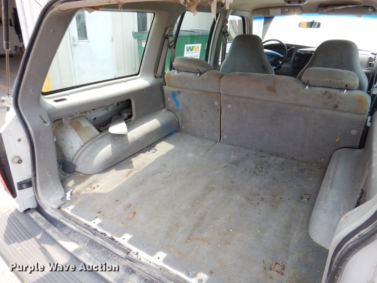 image for item IN9780 1998 Ford Explorer  SUV