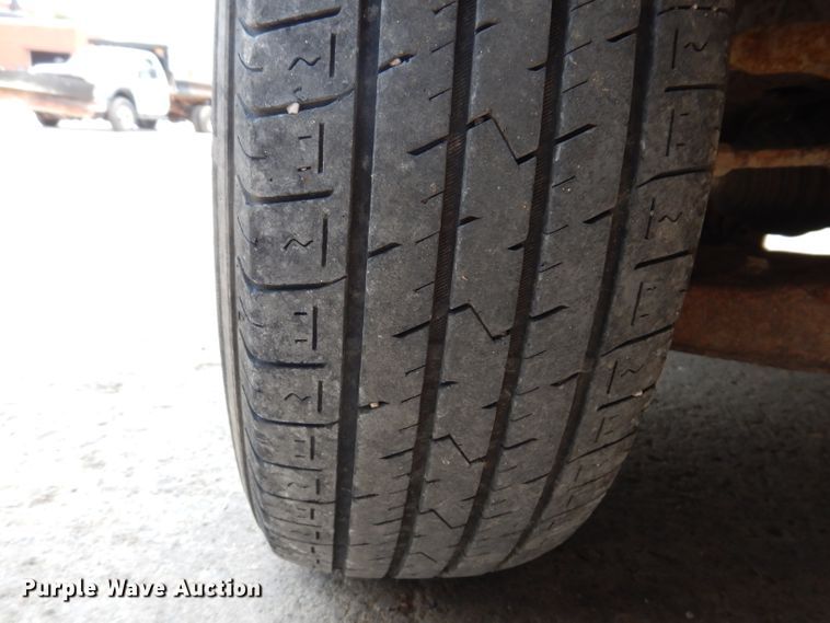 image for item IN9780 1998 Ford Explorer  SUV