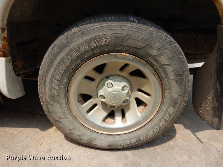 image for item IN9780 1998 Ford Explorer  SUV