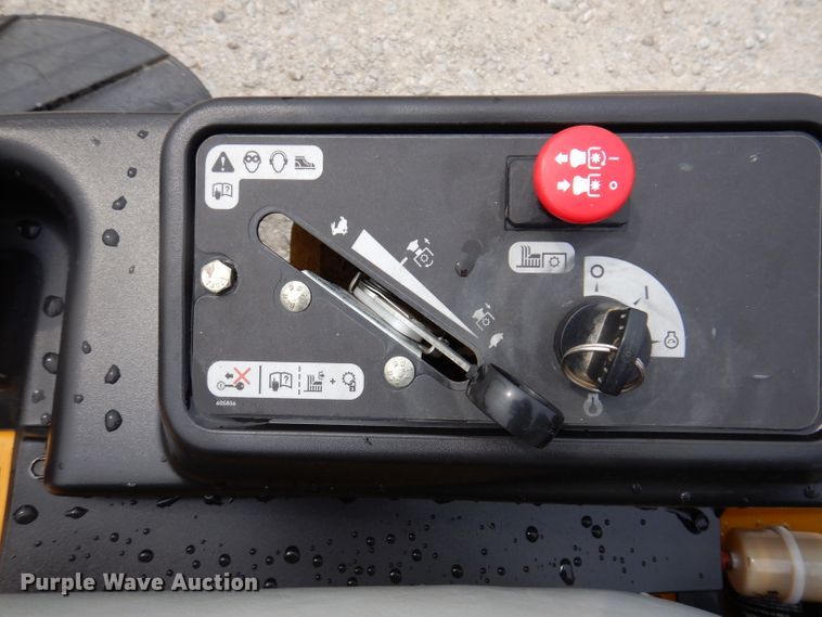 image for item IN9792 Hustler Rapter  ZTR lawn mower