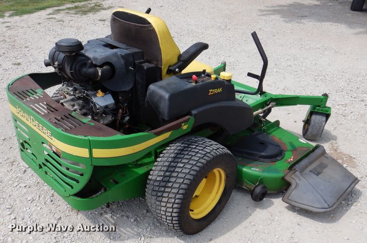 image for item IN9793 John Deere 797  ZTR lawn mower