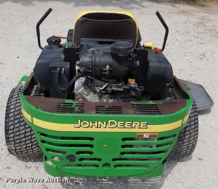 image for item IN9793 John Deere 797  ZTR lawn mower
