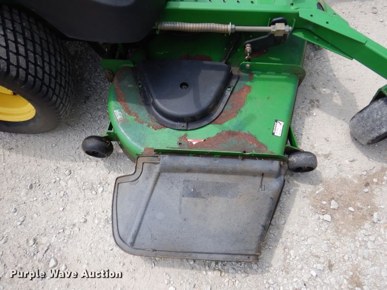 image for item IN9793 John Deere 797  ZTR lawn mower