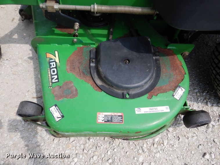 image for item IN9793 John Deere 797  ZTR lawn mower
