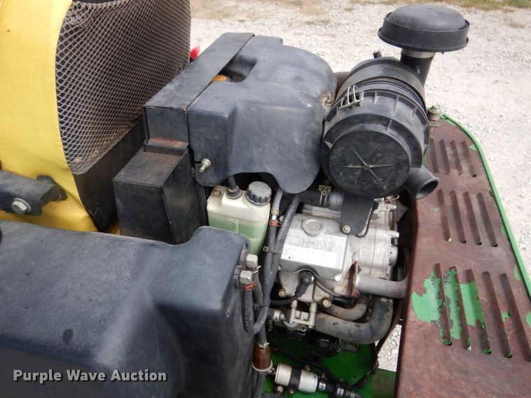 image for item IN9793 John Deere 797  ZTR lawn mower