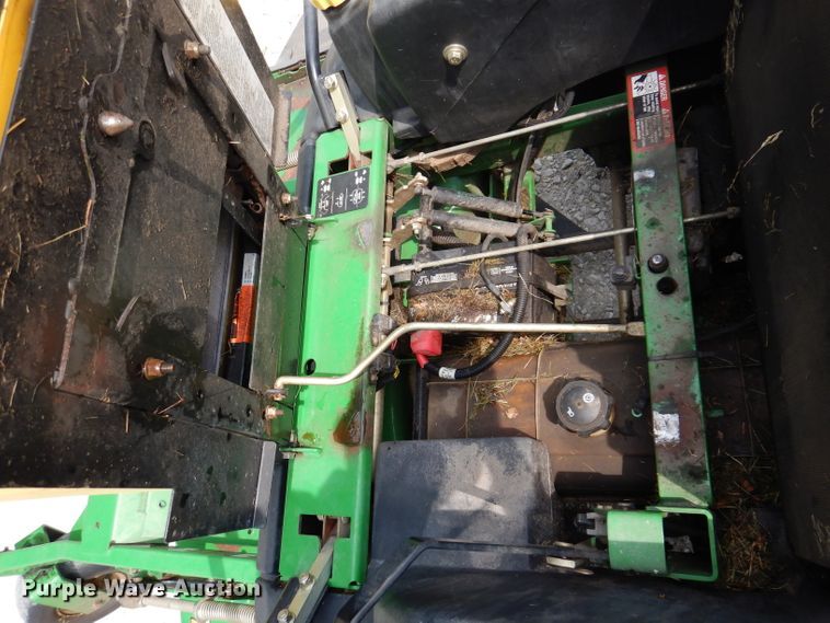 image for item IN9793 John Deere 797  ZTR lawn mower