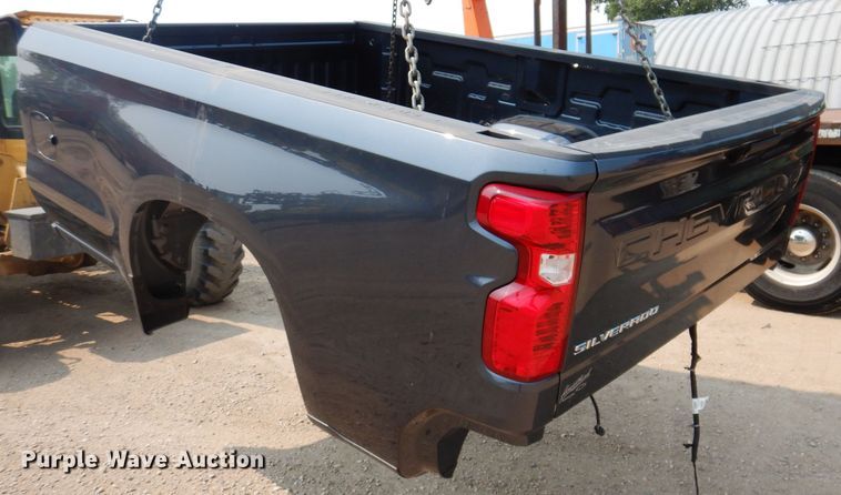 image for item IN9810 2020 Chevrolet Silverado 1500 pickup truck bed