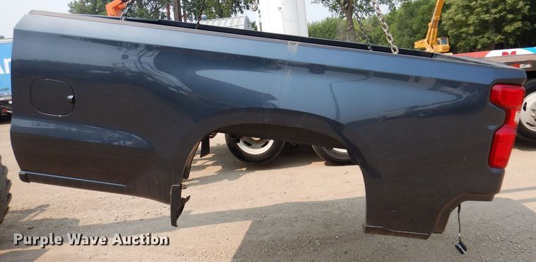 image for item IN9810 2020 Chevrolet Silverado 1500 pickup truck bed