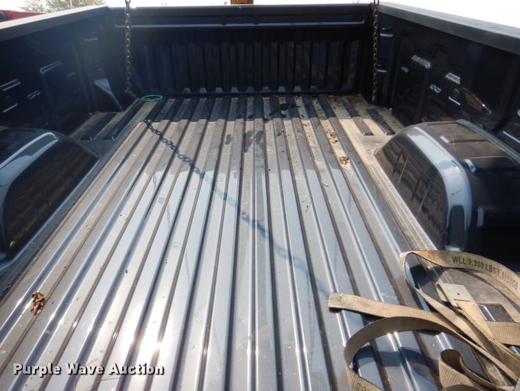 image for item IN9810 2020 Chevrolet Silverado 1500 pickup truck bed