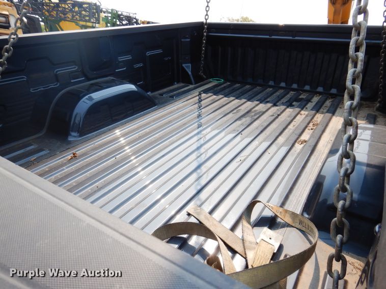 image for item IN9810 2020 Chevrolet Silverado 1500 pickup truck bed