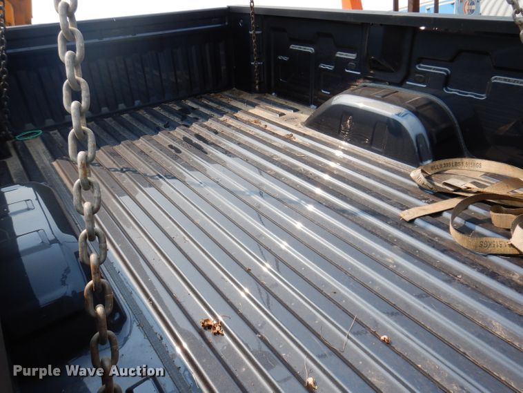 image for item IN9810 2020 Chevrolet Silverado 1500 pickup truck bed