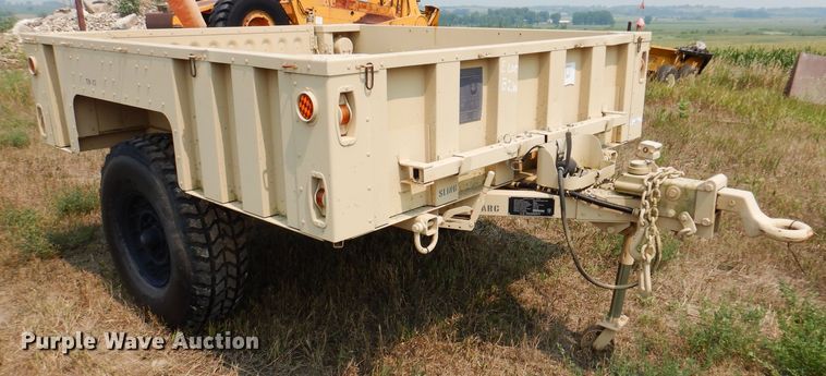 image for item IN9817 2009 US GOV M1102  utility trailer