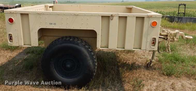 image for item IN9817 2009 US GOV M1102  utility trailer