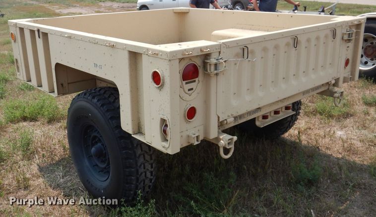 image for item IN9817 2009 US GOV M1102  utility trailer