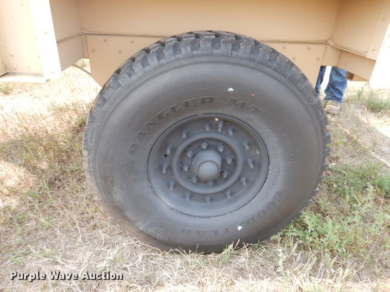 image for item IN9817 2009 US GOV M1102  utility trailer