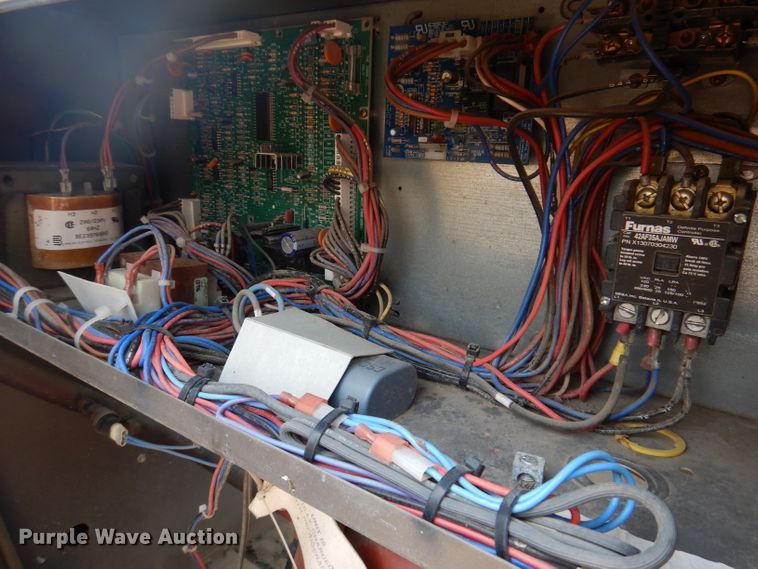 image for item IN9818 1999 Trane  AC unit