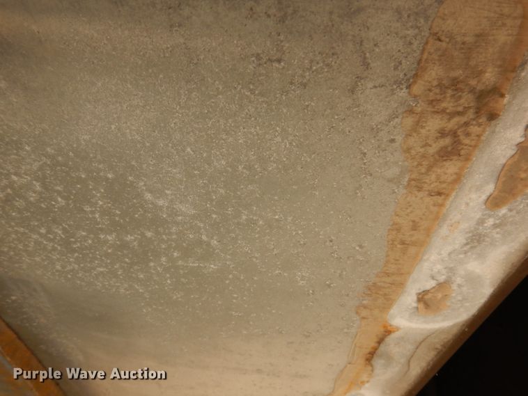 image for item IN9818 1999 Trane  AC unit