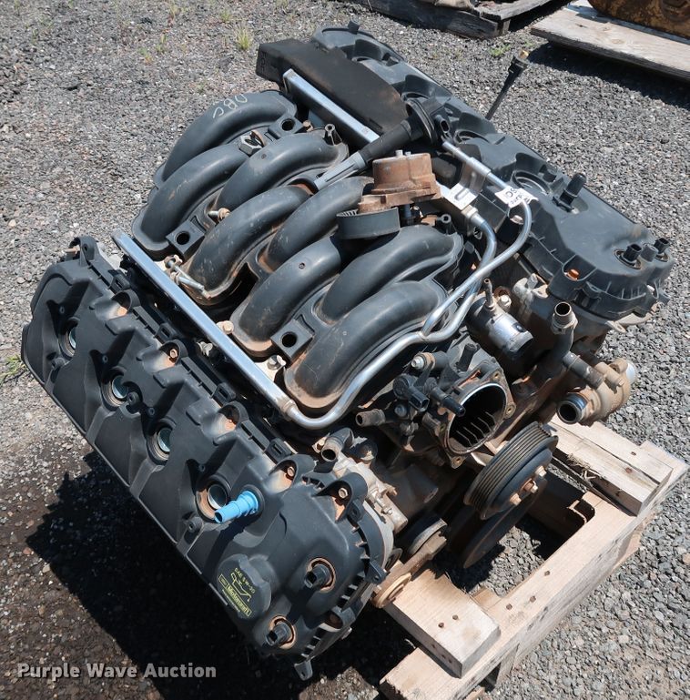 image for item IO9230 Ford  eight cylinder gas engine