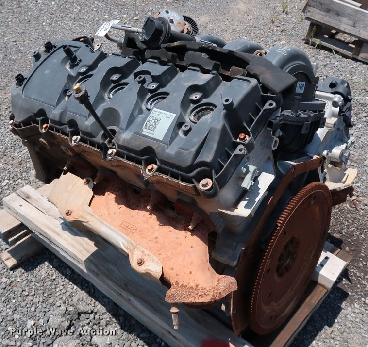 image for item IO9230 Ford  eight cylinder gas engine