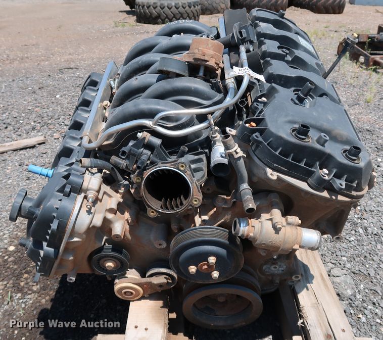 image for item IO9230 Ford  eight cylinder gas engine