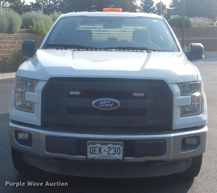 image for item IP9519 2015 Ford F150 XL  SuperCrew pickup truck