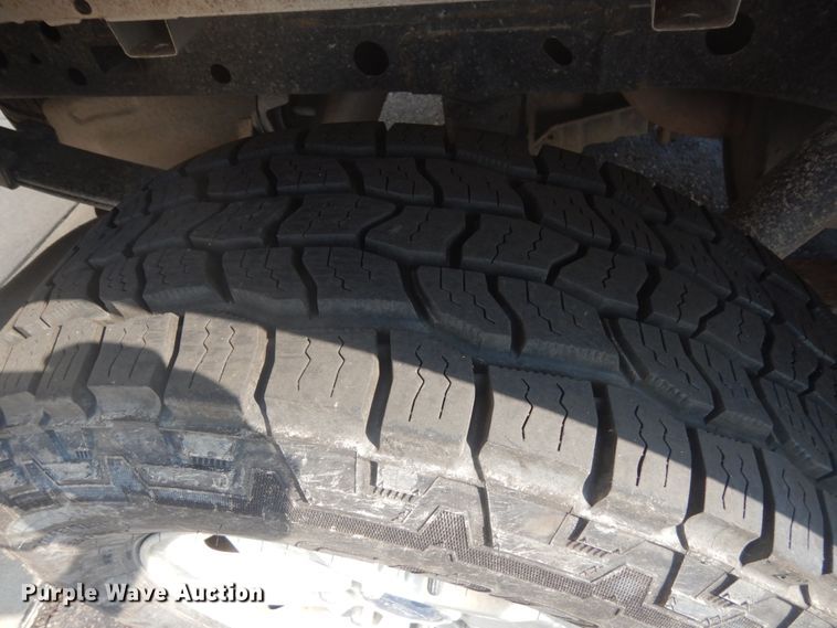 image for item IP9519 2015 Ford F150 XL  SuperCrew pickup truck