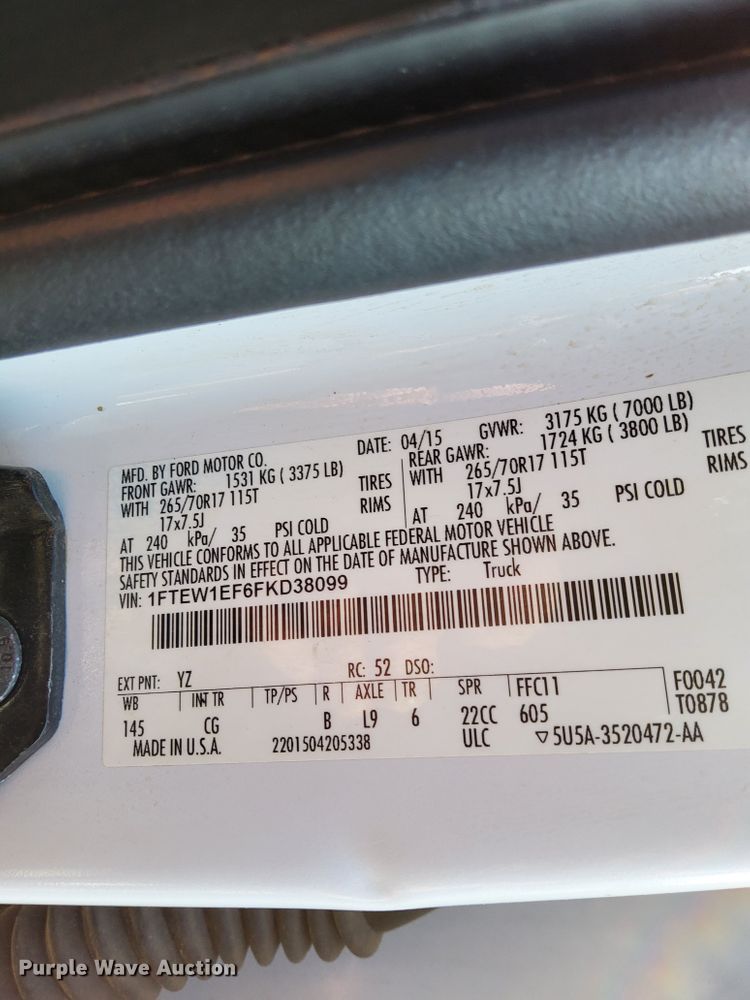 image for item IP9519 2015 Ford F150 XL  SuperCrew pickup truck