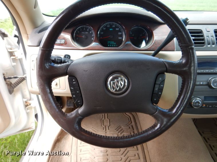 image for item IQ9528 2007 Buick Lucerne CXL