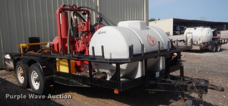 image for item IT9629 2003 Paco utility trailer with pump