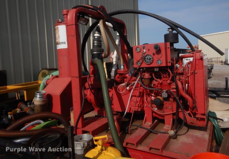 image for item IT9629 2003 Paco utility trailer with pump