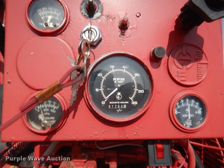 image for item IT9629 2003 Paco utility trailer with pump