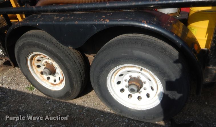 image for item IT9629 2003 Paco utility trailer with pump