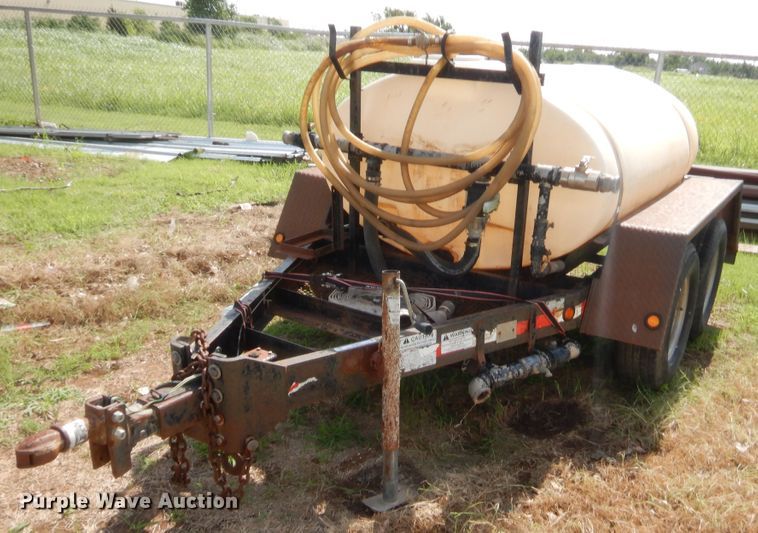 image for item IT9631 2007 Wylie  tank trailer