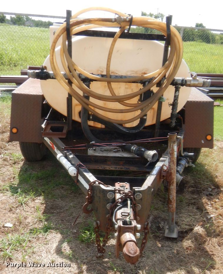 image for item IT9631 2007 Wylie  tank trailer