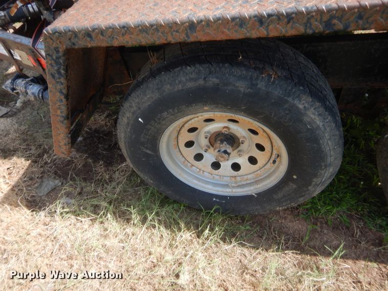 image for item IT9631 2007 Wylie  tank trailer