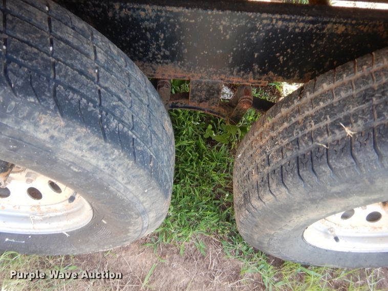 image for item IT9631 2007 Wylie  tank trailer