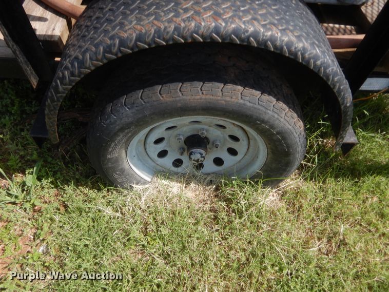 image for item IT9632 2006 Central Hitch & Equipment Pro Pull  utility trailer with pressure washer