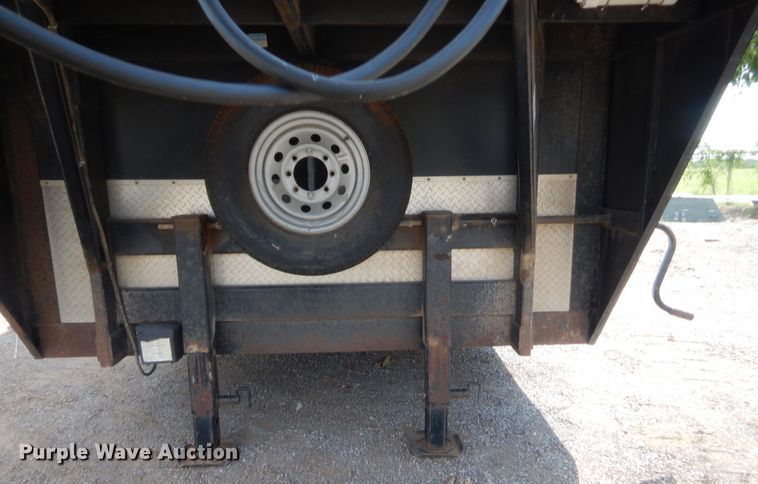 image for item IT9640 2008 Cargo Craft 85242  enclosed cargo trailer