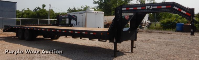 image for item IT9647 2019 PJ Trailers  equipment trailer