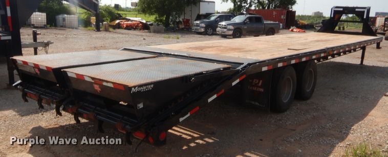 image for item IT9647 2019 PJ Trailers  equipment trailer