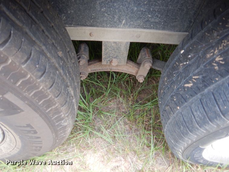 image for item IT9682 2016 Lark  enclosed cargo trailer