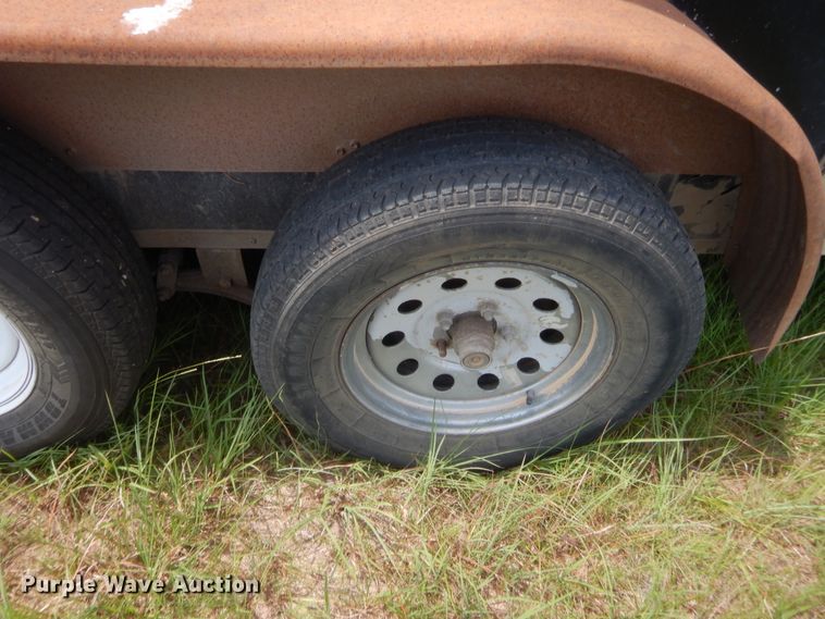 image for item IT9682 2016 Lark  enclosed cargo trailer