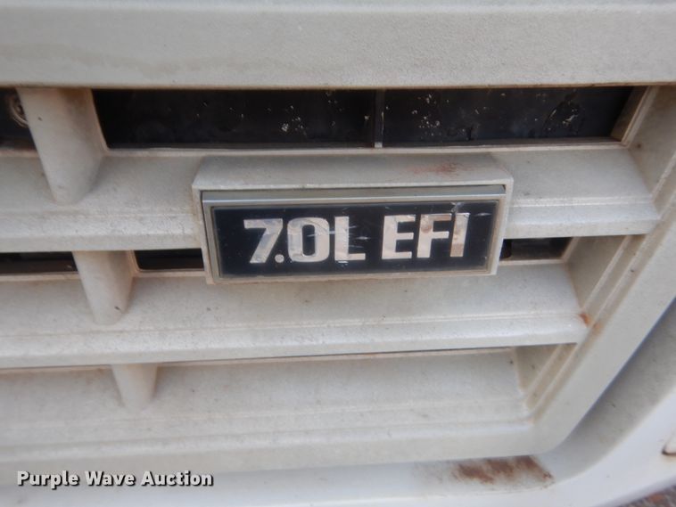 image for item IT9723 1993 Ford F600  utility / service truck