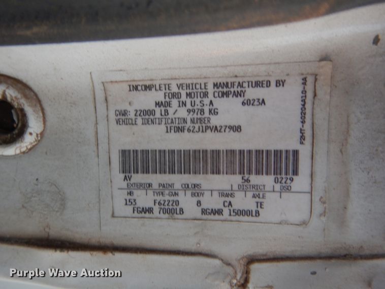 image for item IT9723 1993 Ford F600  utility / service truck